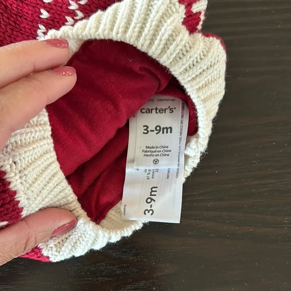 Cozy Red and White Kids Winter Hat - Picture 2 of 2